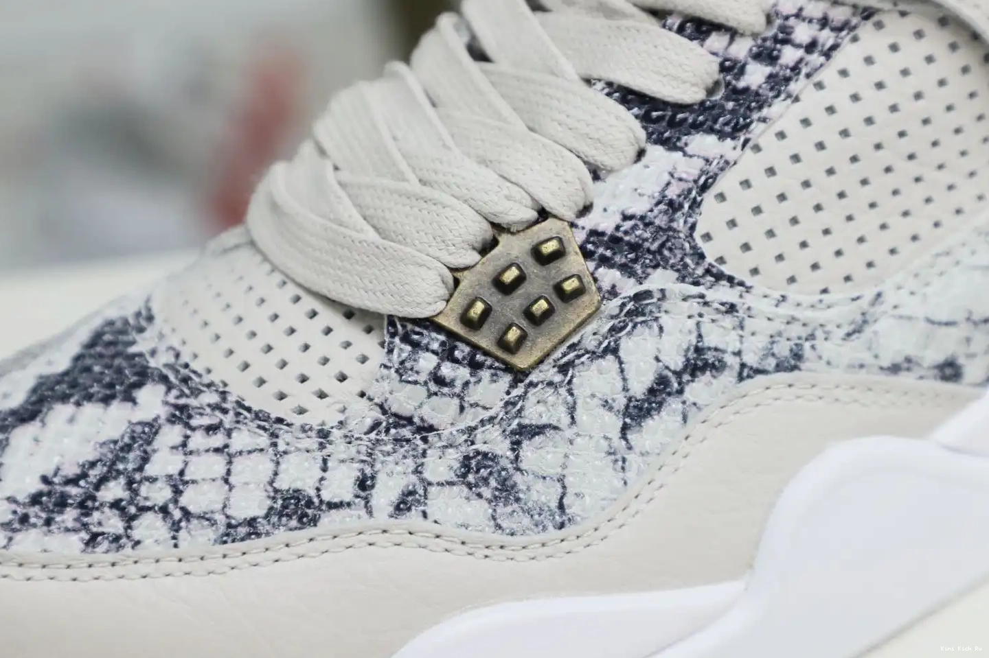 Jordan Air snakeskin Kimikick retro Jordan 4 0718